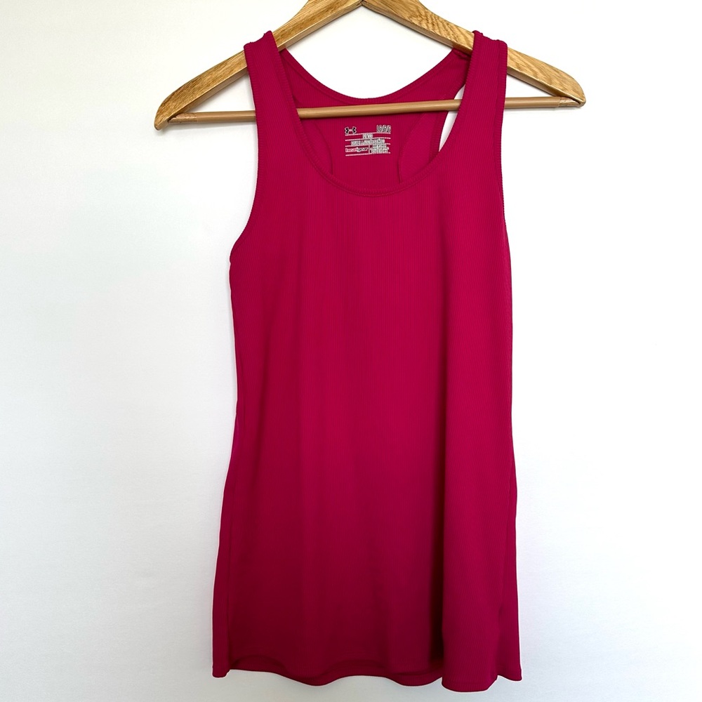 UNDER ARMOUR - Fitted Pink Sleeveless Tank - Women’s Large
